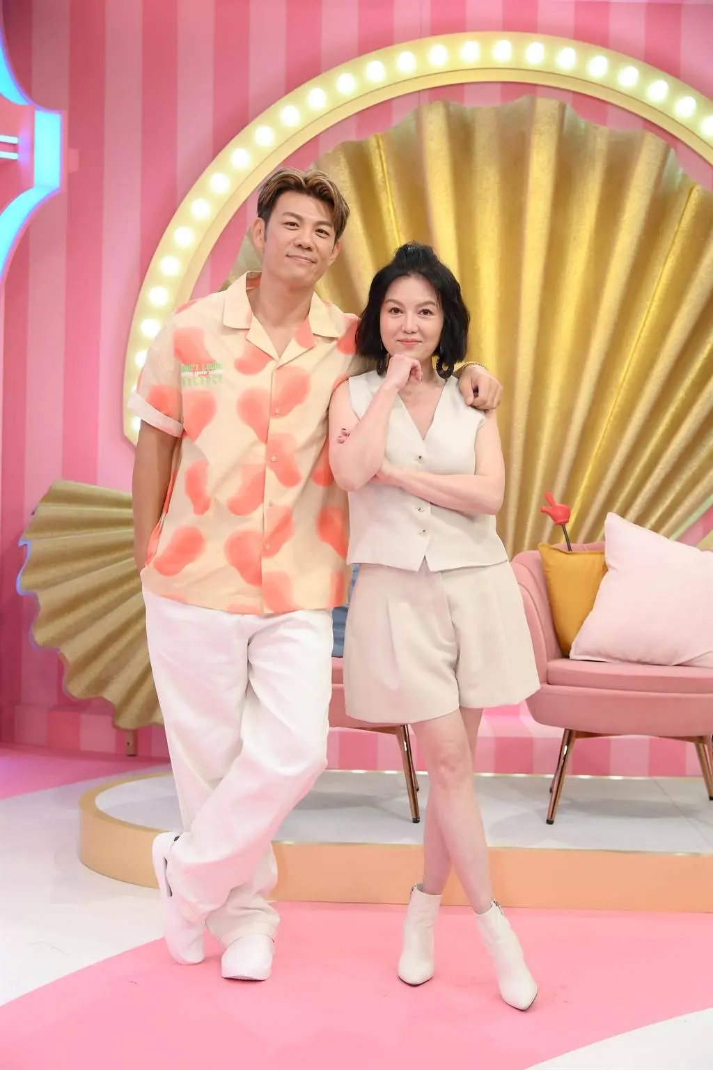 《阿姐万岁》：港式温情喜剧，看平凡家庭的欢笑与泪水！